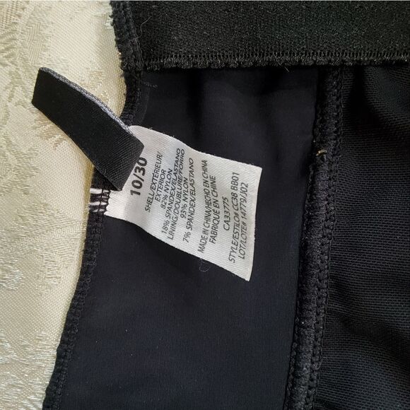 Byron Bay Australia Women's Swimsuit One Piece Size 10/30 - Picture 5 of 11